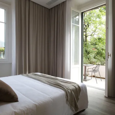 自由别墅旅馆 招待所 4*